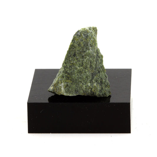 Marbre Epidote, 22.7 carats, Marmora, Ontario, Canada