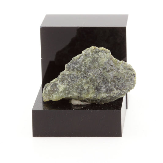 Gymnite. 23.5 carats, Estrie, Québec, Canada