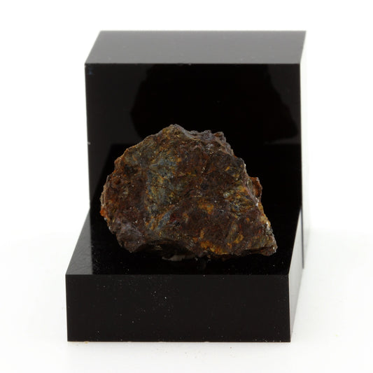 Löllingite. 23.6 carats. Montauban, Québec, Canada