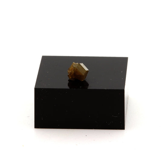 Andradite. 0.66 carats. Stanley Butte area, Graham Co., Arizona, USA