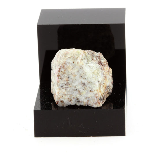 Mica, 36.1 carats, Kilmar, Québec, Canada