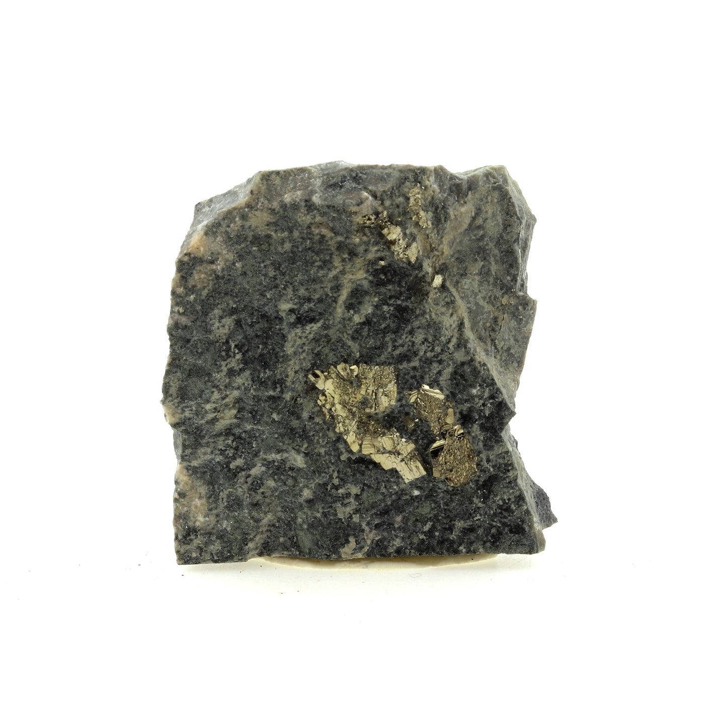 Pyrite sur Keratophyre. 181.2 carats. Villefranche-sur-Saône, France