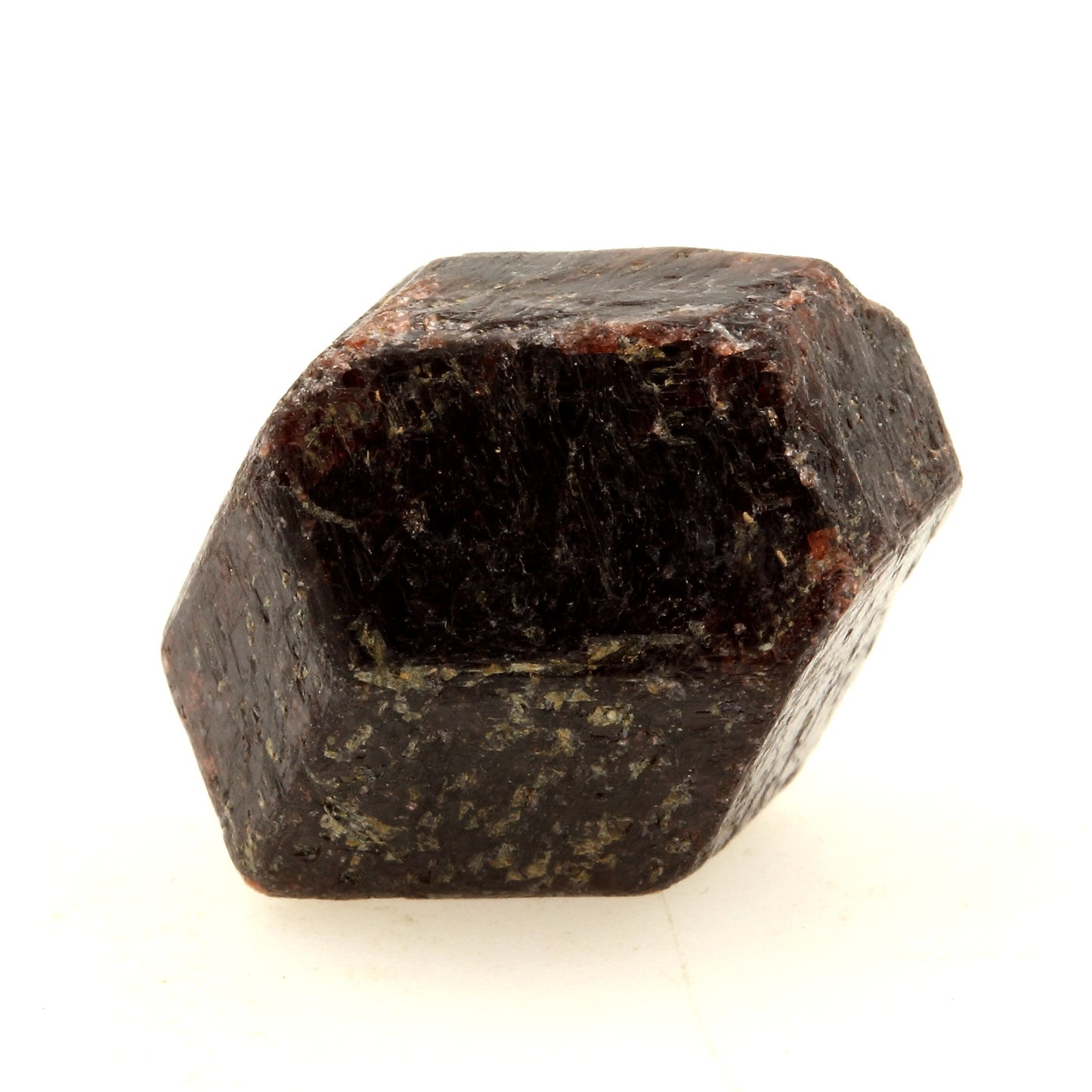 Grenat Almandin. 44.68 carats. Sahanivotry Manandona, Vakinankaratra Region, Madagascar