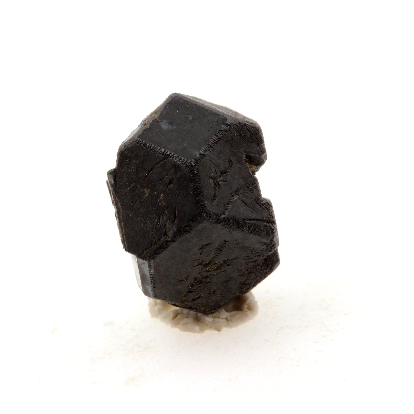Magnetite. 32.6 carats. San Benito Co., California, USA