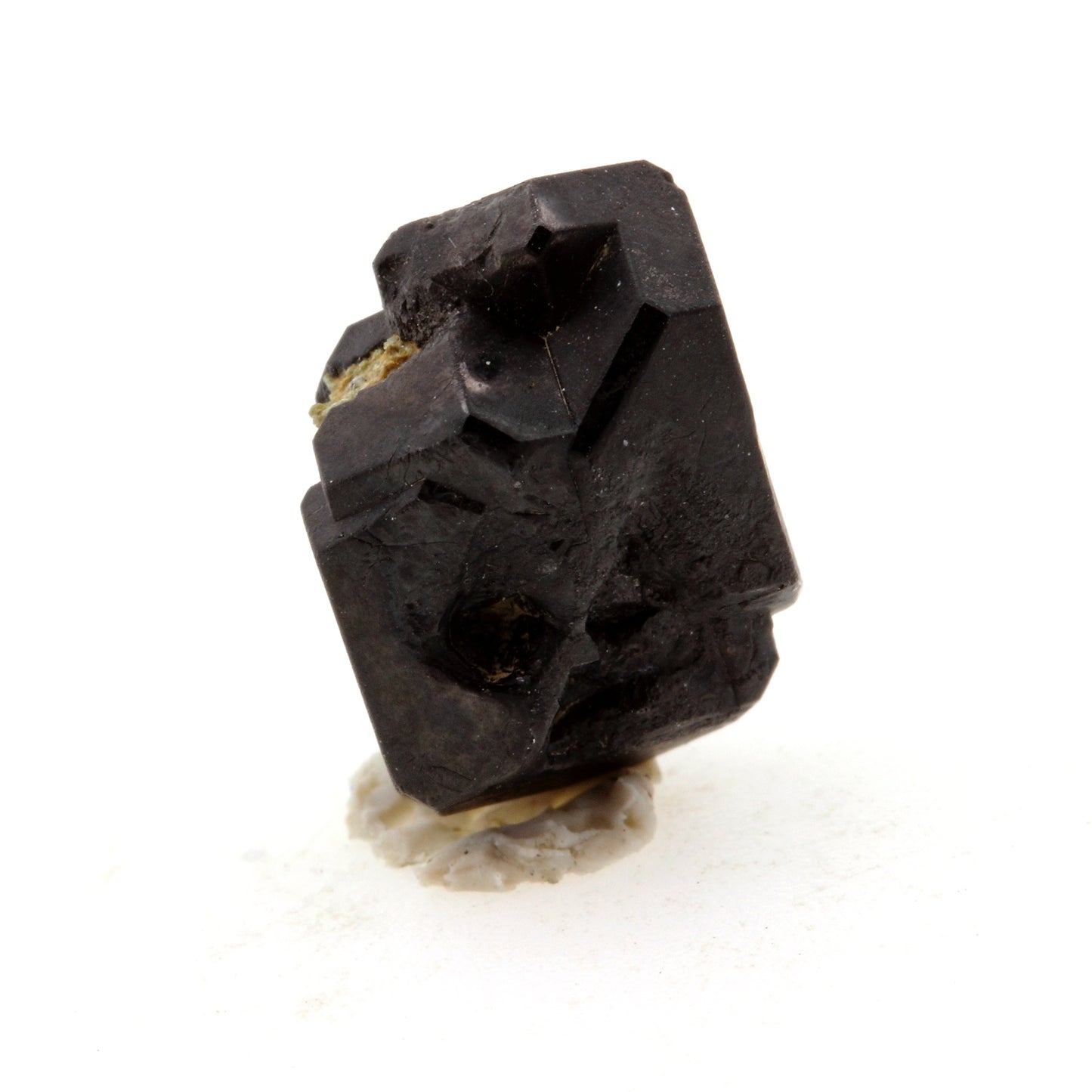 Magnetite. 14.0 carats. San Benito Co., California, USA