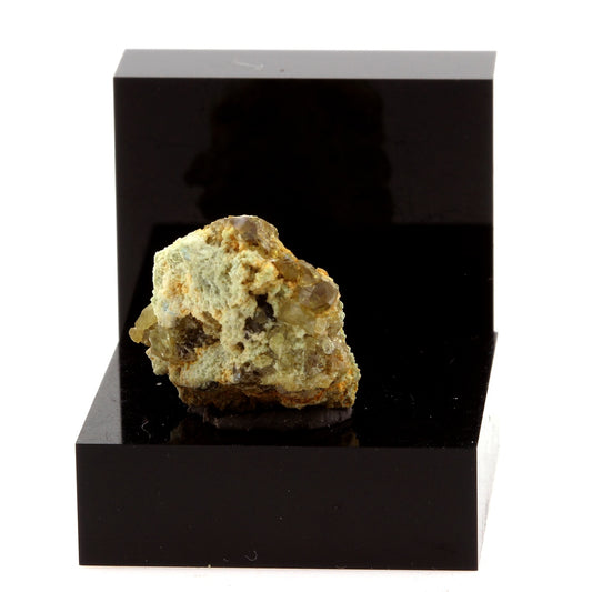 Grenat Andradite Topazolite. 14.91 carats. Antetezambato, Antsiranana, Madagascar