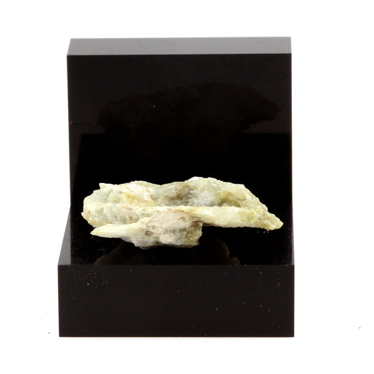 Grenat Hessonite. 21.1 carats. Estrie, Québec, Canada