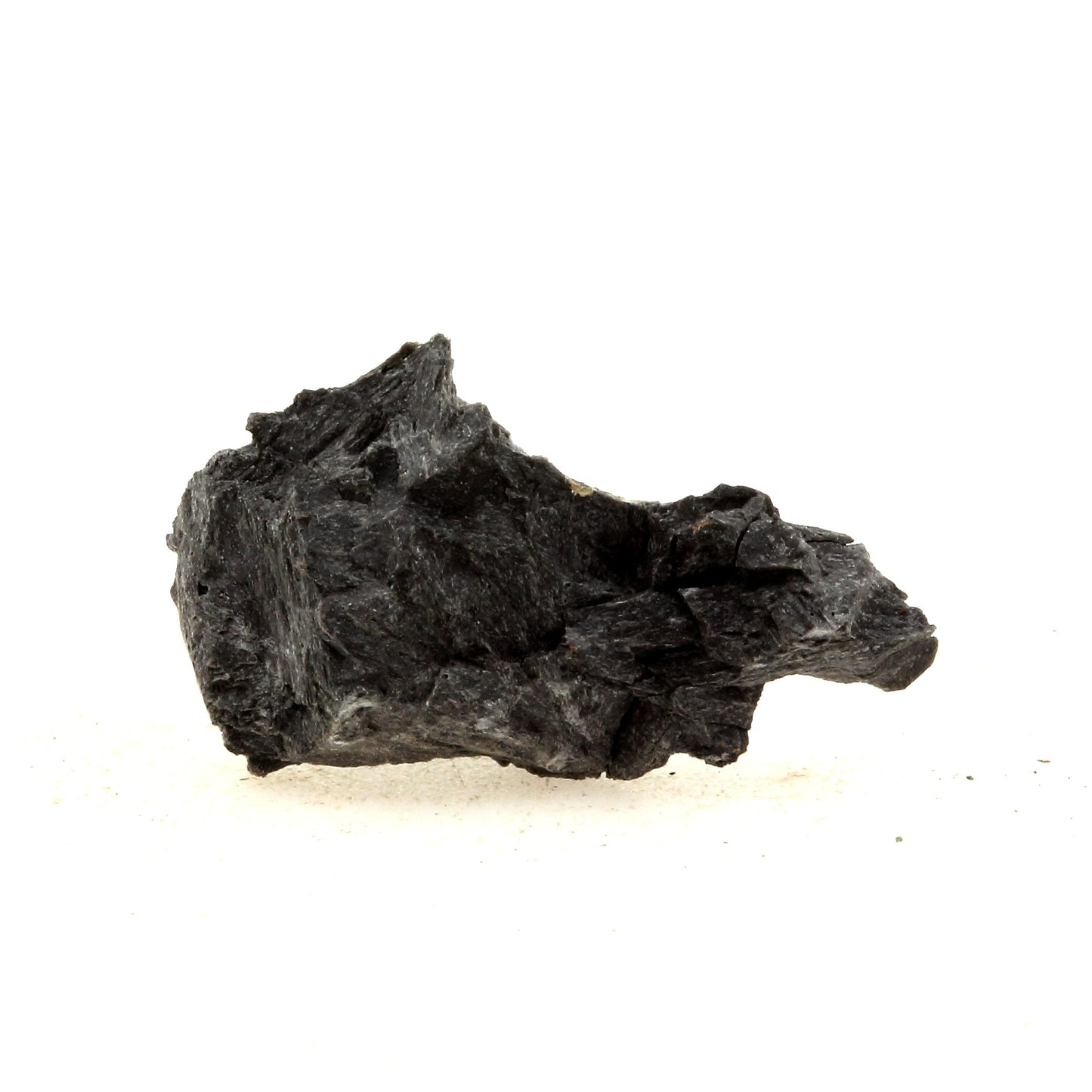 Ilmenorutile. 16.26 carats. Russie