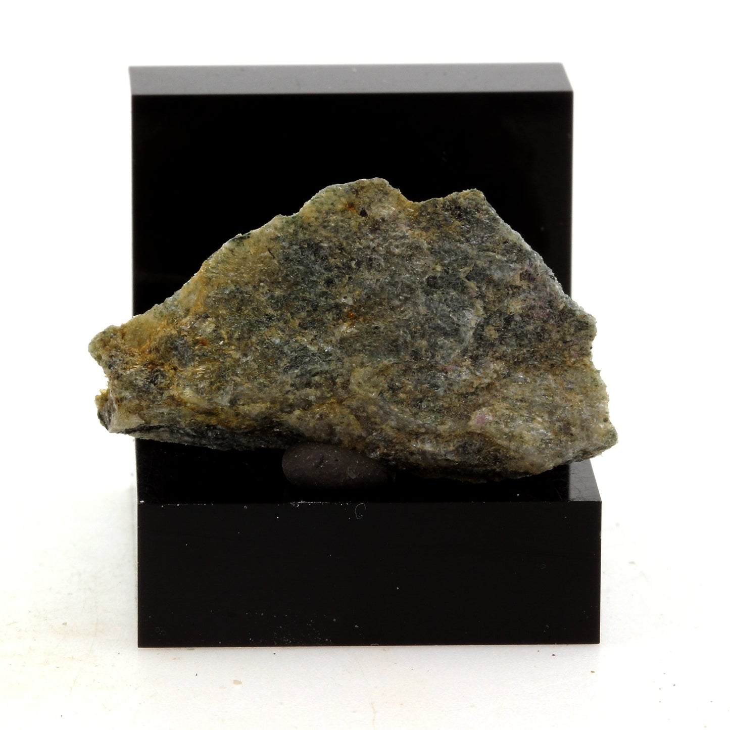Hendricksite. 18.96 carats. Gouverneur, New York, USA