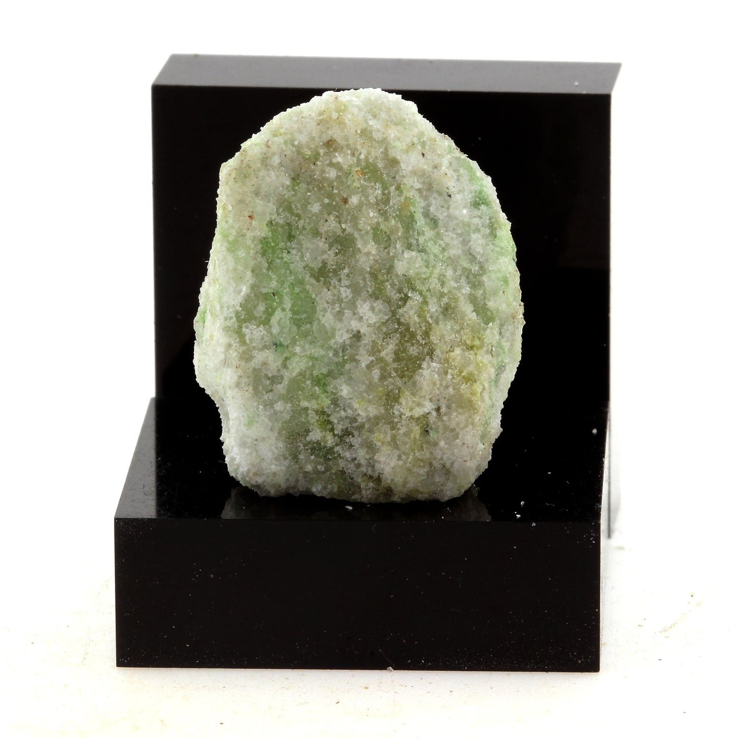 Hellyerite. 38.95 carats. Afrique