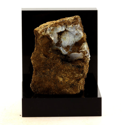 Lussatite. 112.5 carats. Dallet, Puy-de-Dôme, France