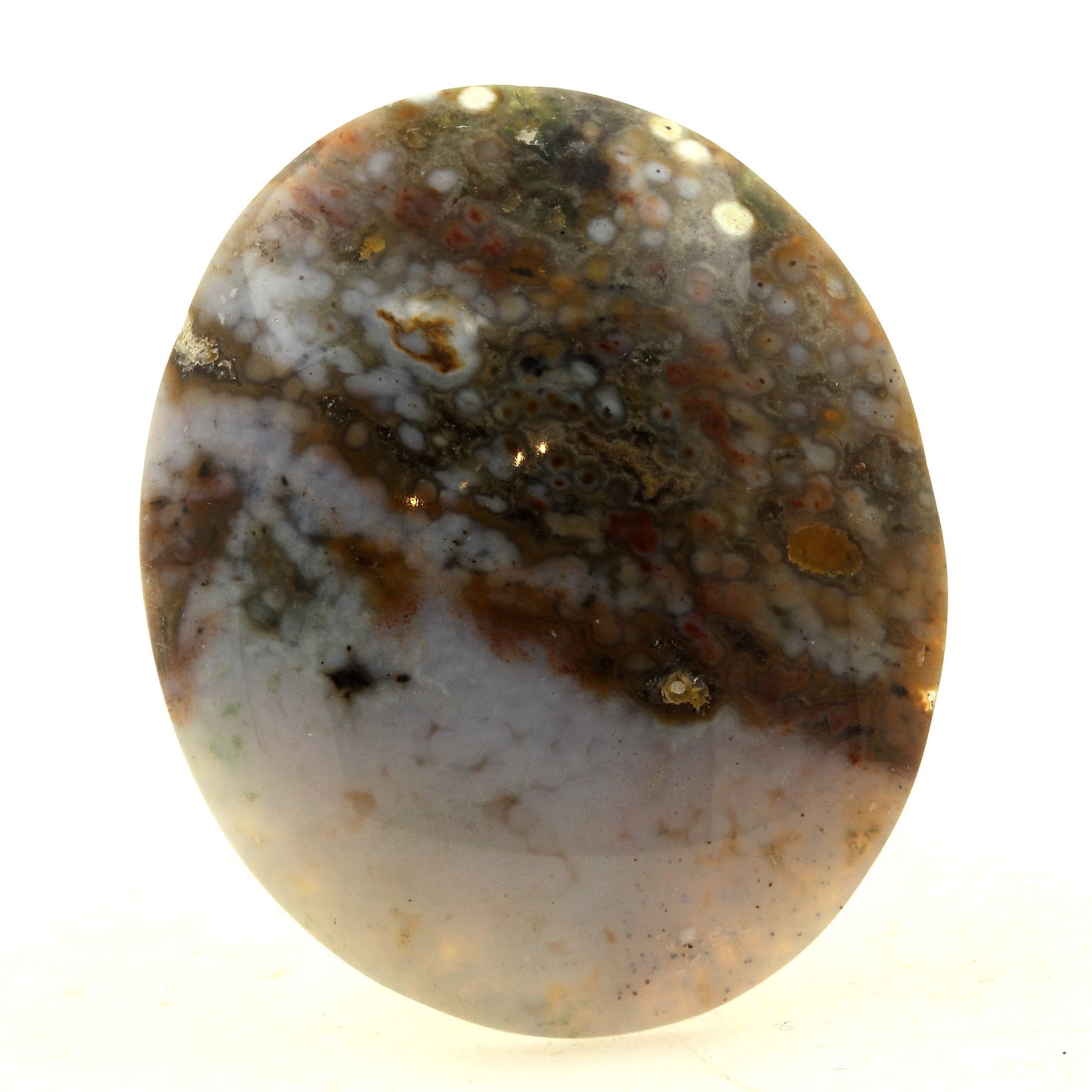 Jaspe. 63.5 carats. Madagascar