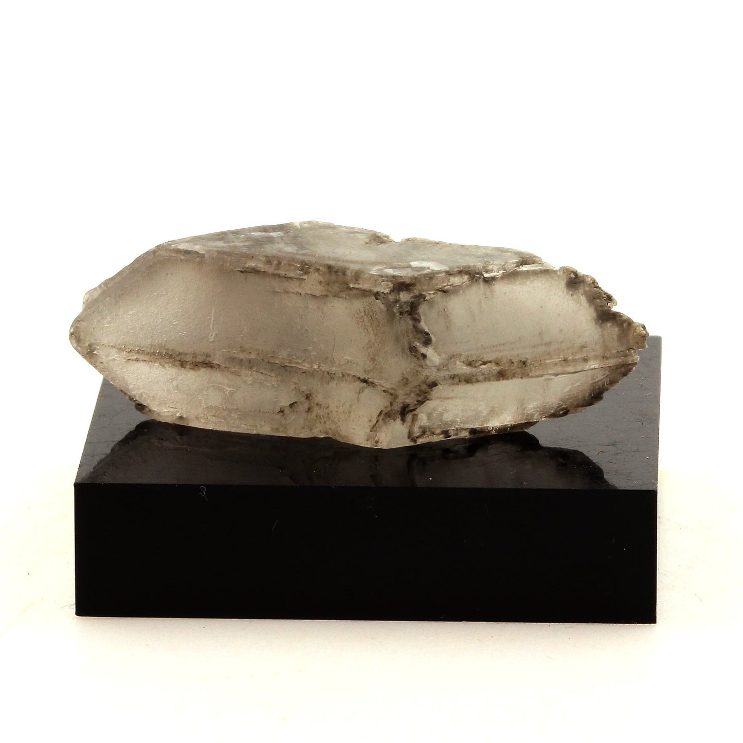 Gypse. 42.2 carats. Sinard, Isère, Rhône-Alpes, France