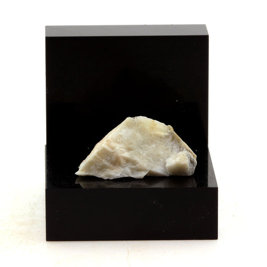 Porcelanite, 11.15 carats, Estrie, Québec, Canada