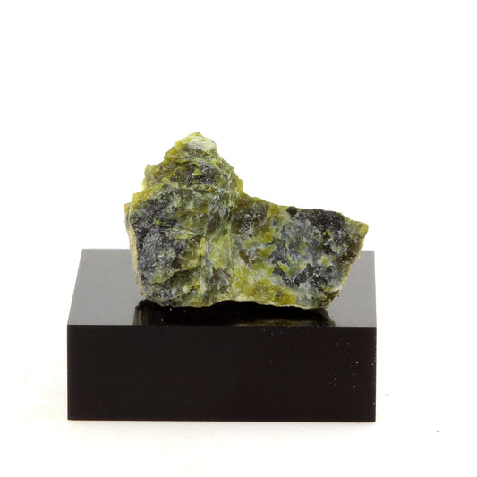 Karystiolite. 22.51 carats. Thetford Mines, Québec, Canada