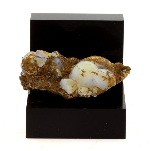 Lussatite. 30.3 carats. Dallet, Puy-de-Dôme, France