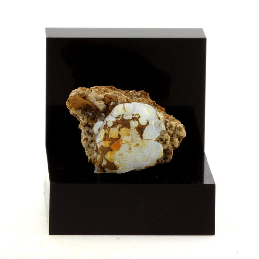 Lussatite. 12.14 carats. Dallet, Puy-de-Dôme, France