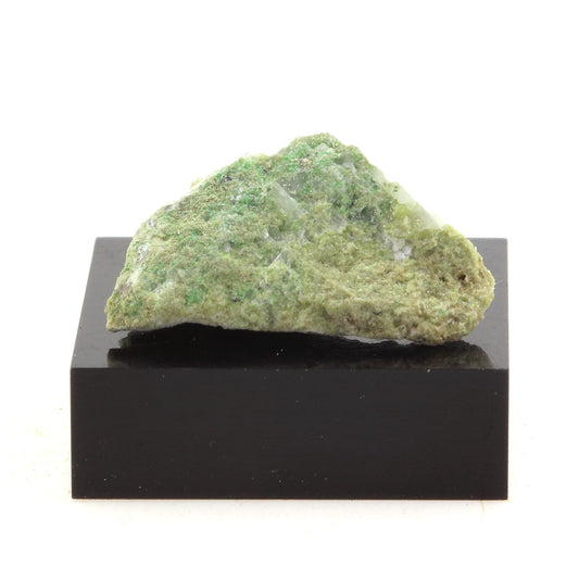 Hellyerite. 29.3 carats. Estrie, Québec, Canada