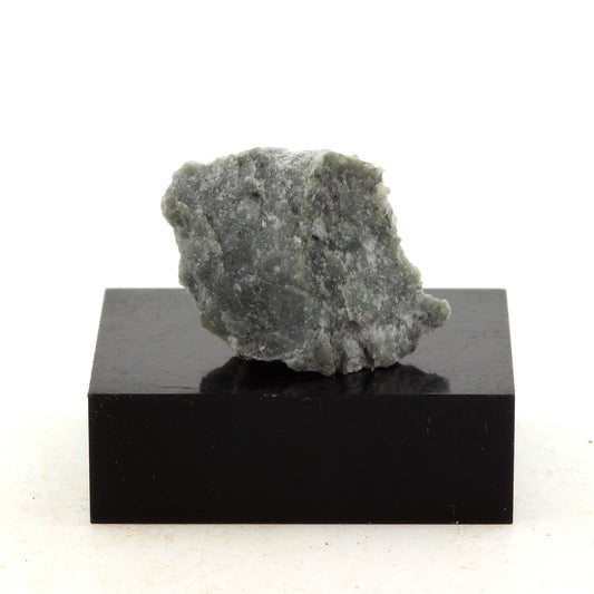 Péridotite, 12.8 carats, Estrie, Quebec, Canada
