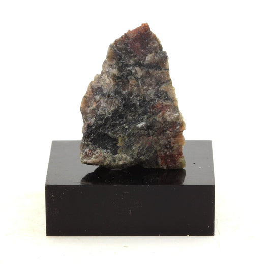 Tourmaline + Pegmatite, 26.2 carats, Gatineau, Québec, Canada