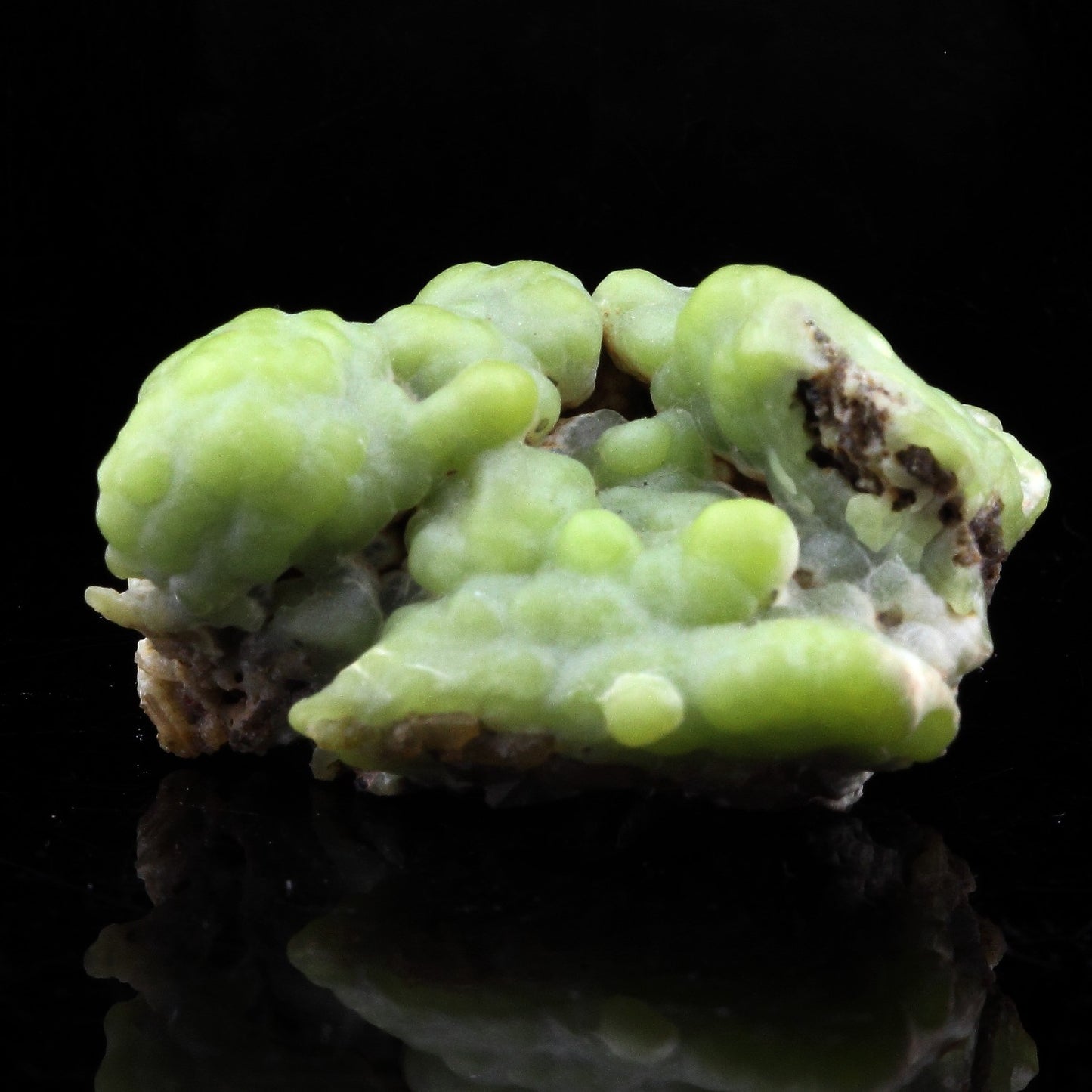 Phosphohedyphane (Polysphaérite), 100.2 carats, Bouillac, Aveyron, France