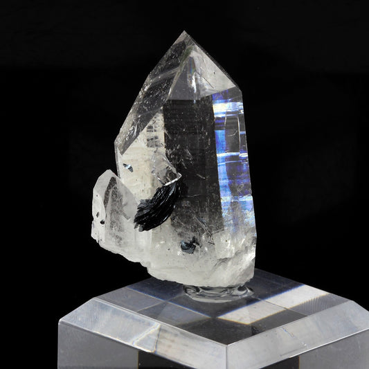 Quartz + Hematite. 156.6 carats. Sarenne, Oisans, Isère, France