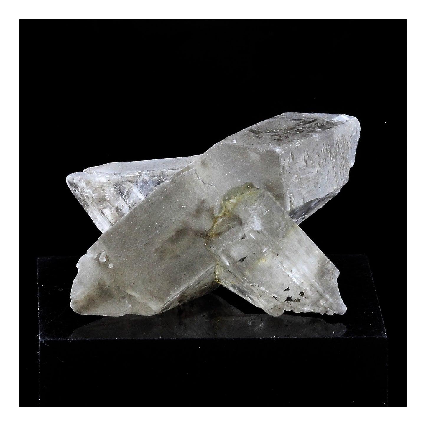 Gypse. 30.0 carats. Le Monestier-du-Percy, Isère, France