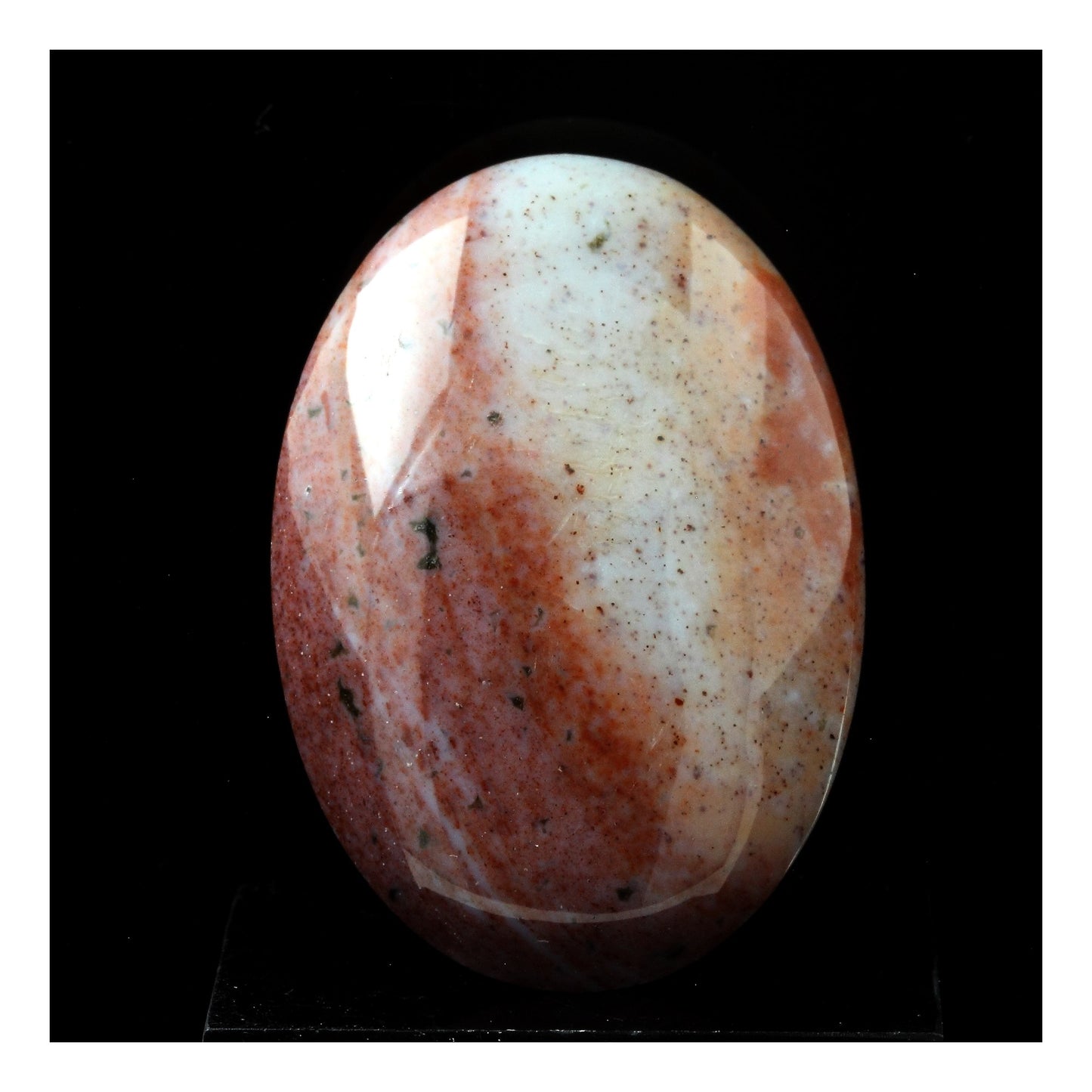 Jaspe Paysage. 84.0 carats. Madagascar