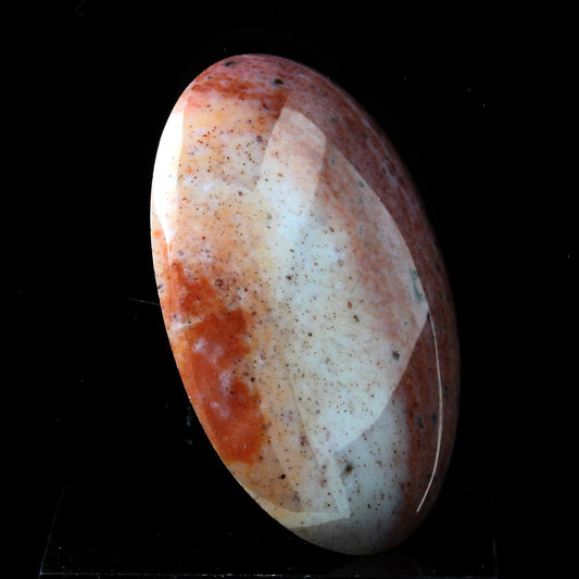 Jaspe Paysage. 84.0 carats. Madagascar