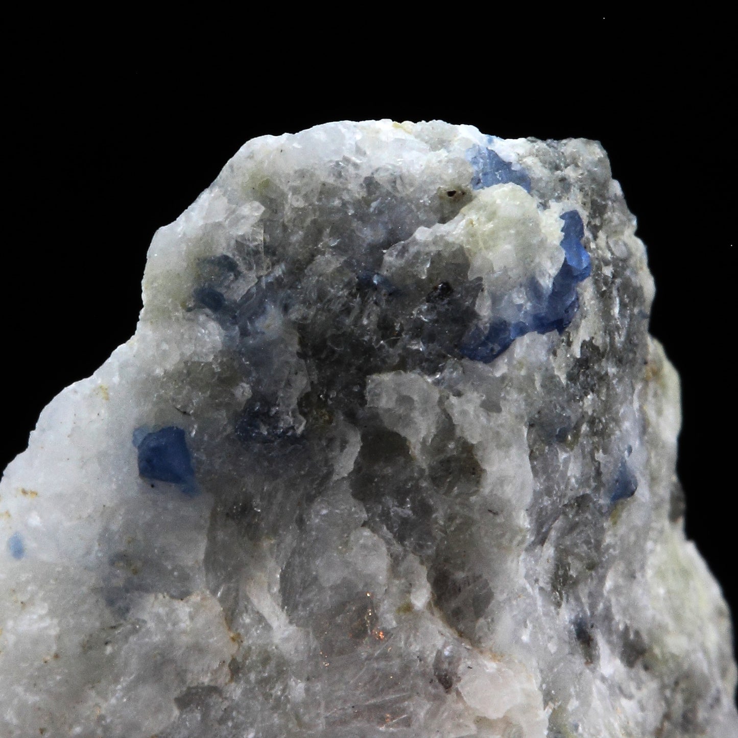 Spinelle Cobalt dans Marbre. 11.0 carats. Khe Khi, Luc Yen, Vietnam