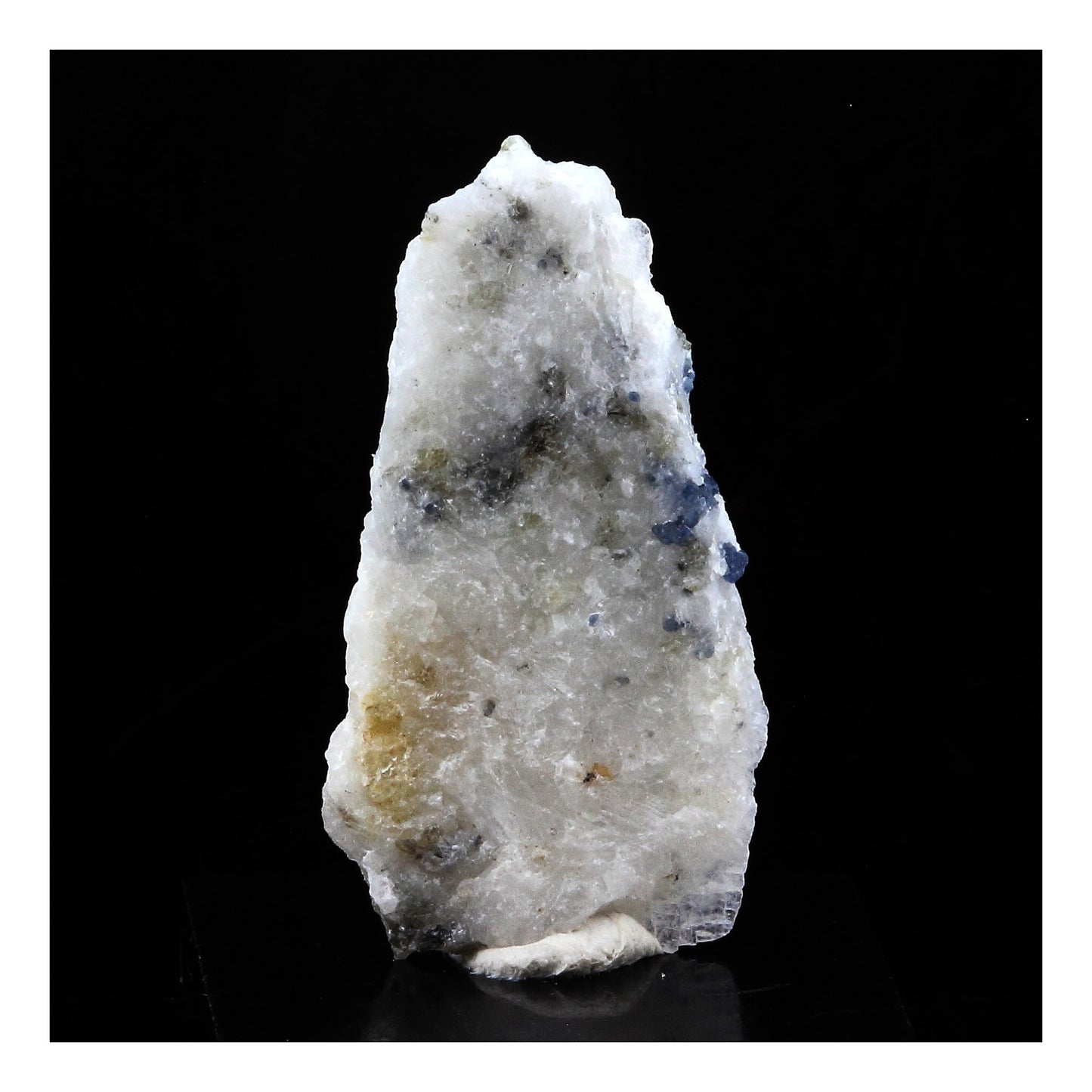 Spinelle Cobalt dans Marbre. 6.0 carats. Khe Khi, Luc Yen, Vietnam