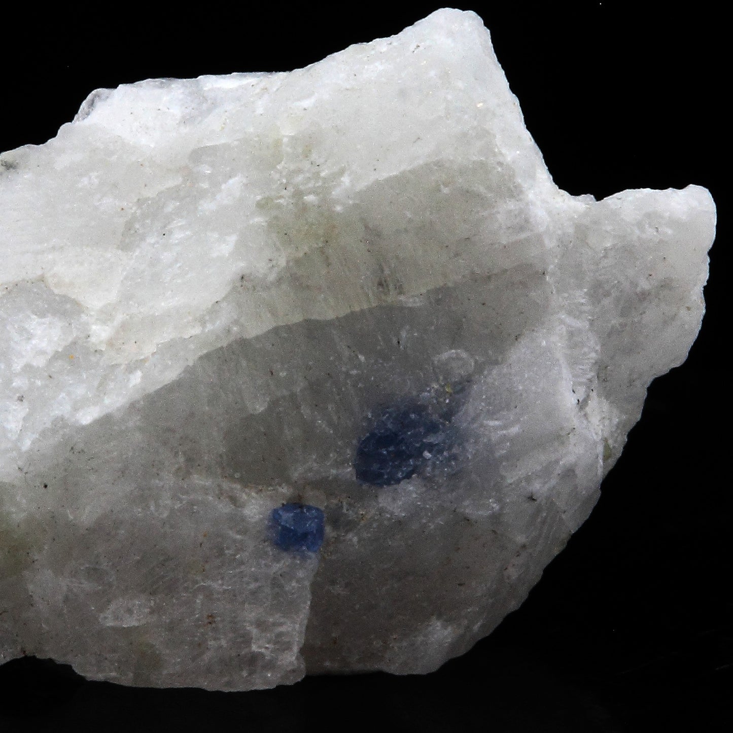 Spinelle Cobalt dans Marbre, 4.1 carats, Khe Khi, Luc Yen, Vietnam