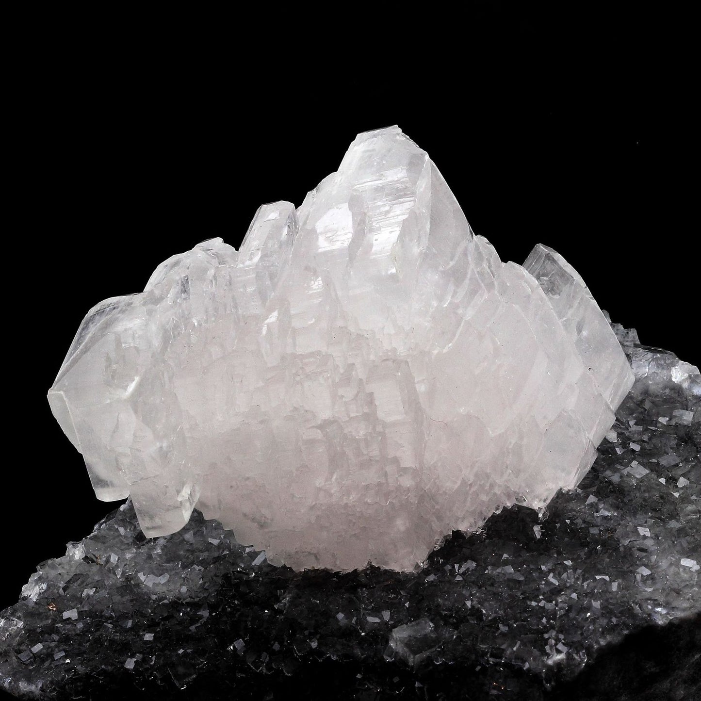 Calcite. 2950.5 carats. En provenance de Fengjiashan Mine (Daye copper mine), Huangshi Prefecture, Hubei Province, Chine