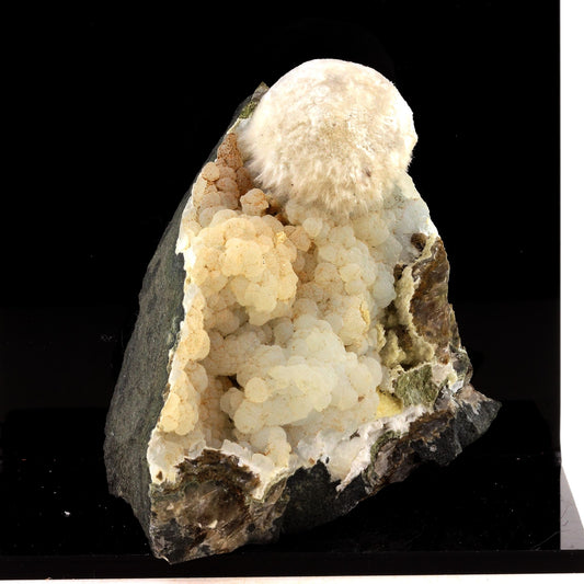 Okenite + Prehnite, 1139.0 carats, Pune, Maharashtra, Inde