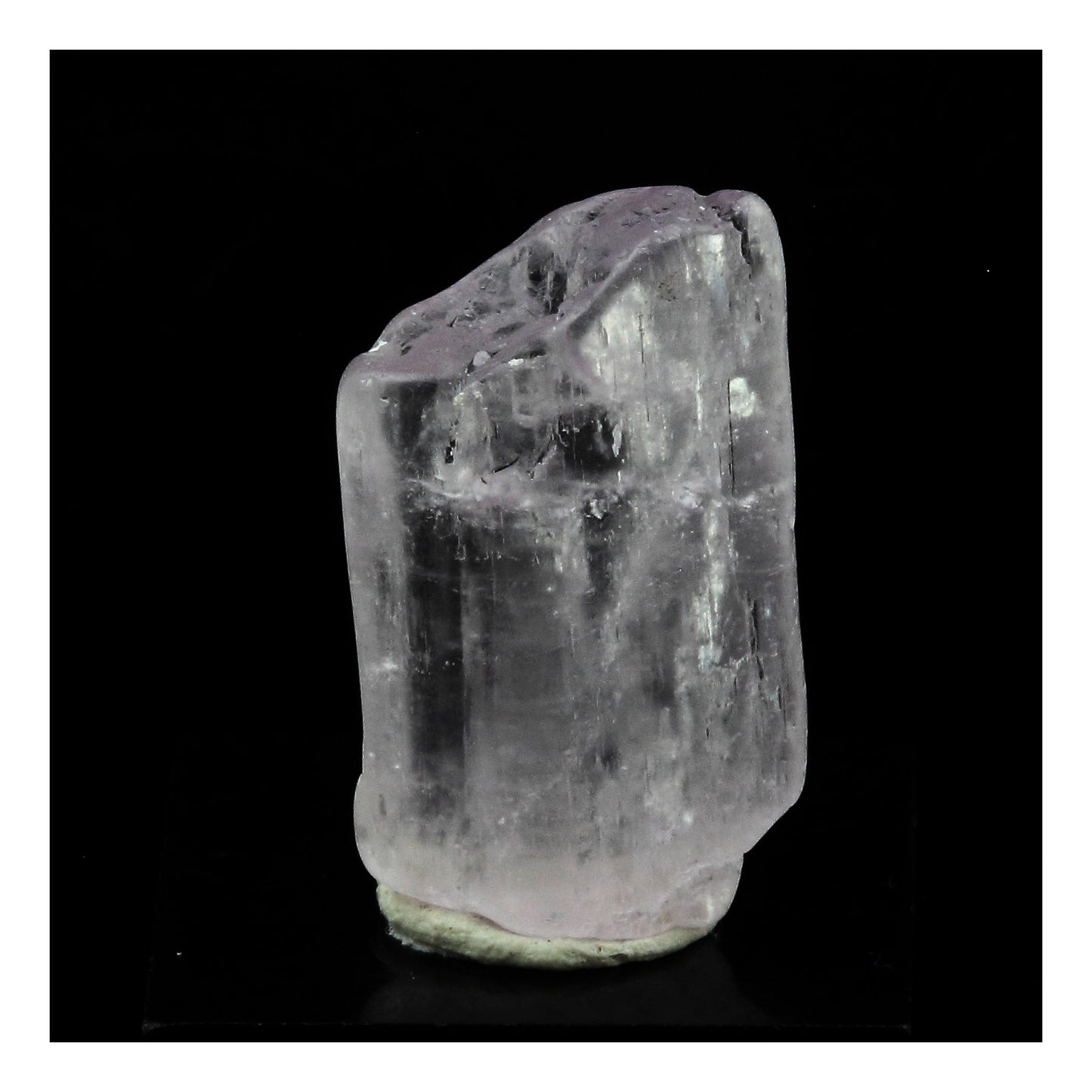 Kunzite. 10.9 carats. Konar Province, Afghanistan