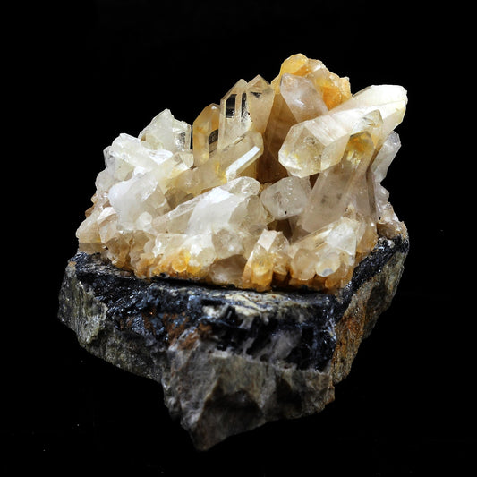 Quartz Hyalin + Hematite. 1346.0 carats. Sarenne, Oisans, Isère, France