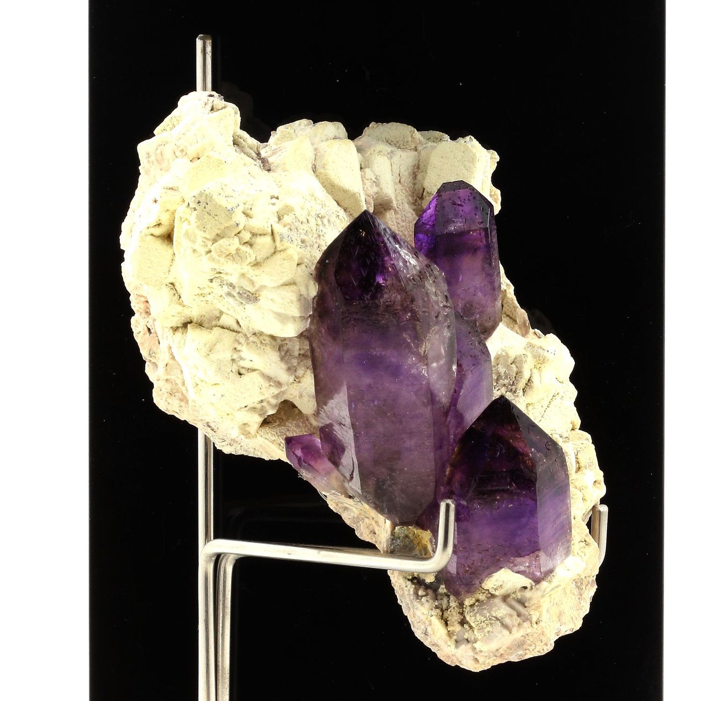 Quartz Améthyste 1332.0 carats. En provenance de Goboboseb Mts, Brandberg Area, Dâures, Erongo Region, Namibie