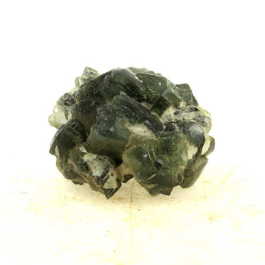 Prehnite. 30.0 carats. La Combe de la Selle, Bourg d'Oisans, France