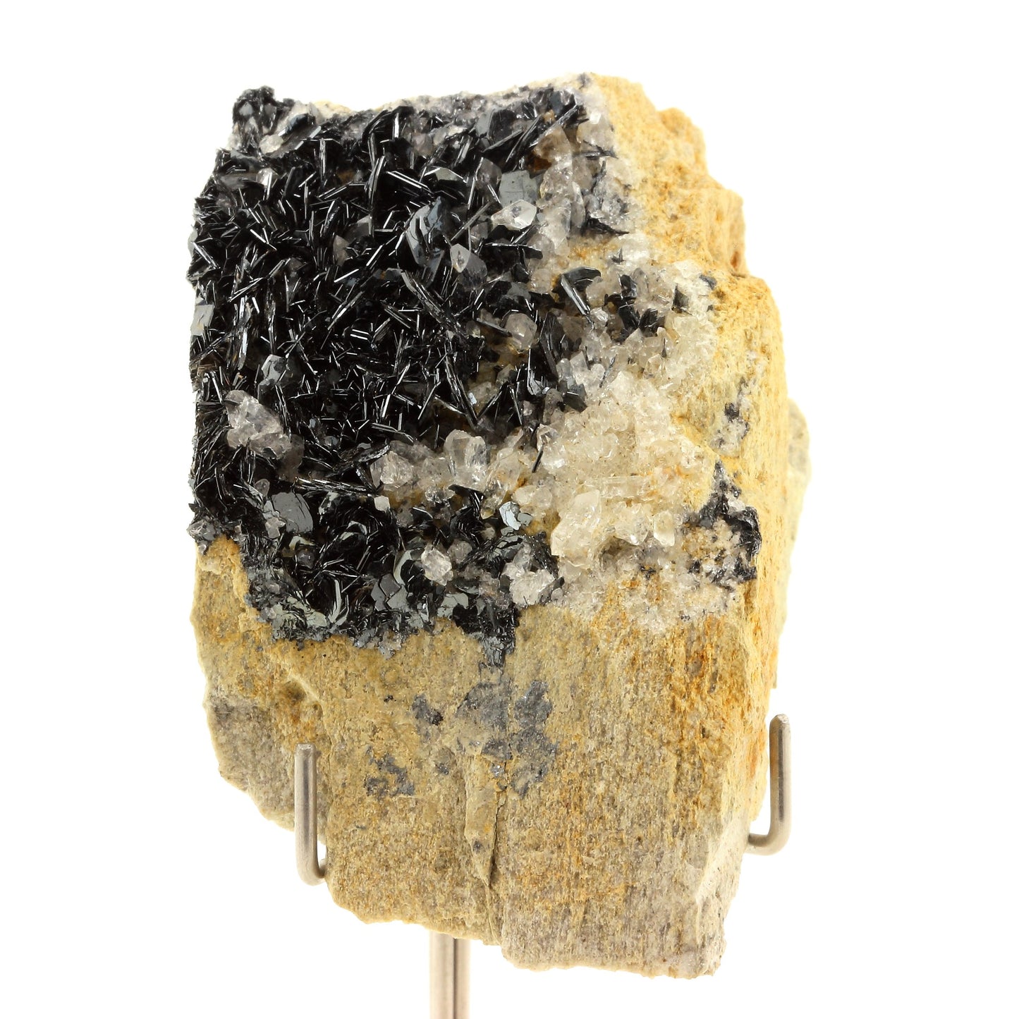 Hematite + Quartz. 611.0 carats. Glacier de Sarenne, L'Alpe d'Huez, Oisans, France