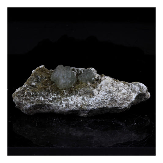 Prehnite. 52.0 carats. Saint Christophe en Oisans, Isere, France