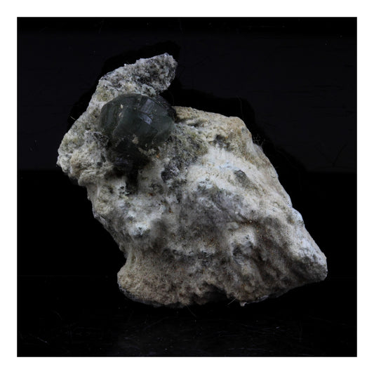 Prehnite. 49.0 carats. Saint Christophe en Oisans, Isere, France