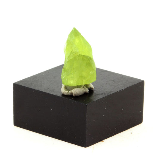 Péridot. 4.45 carats. Skardu District, Baltistan, Pakistan