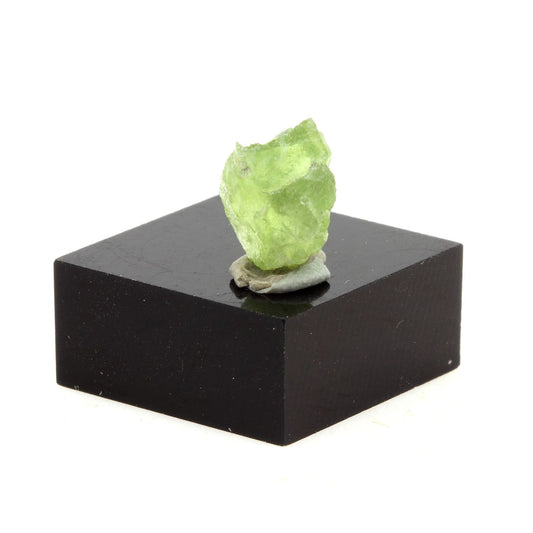 Péridot. 3.23 carats. Almklovdalen, Vanylven, Norvège