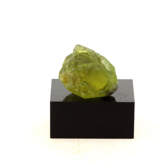 Péridot. 14.82 carats. Skardu District, Baltistan, Pakistan