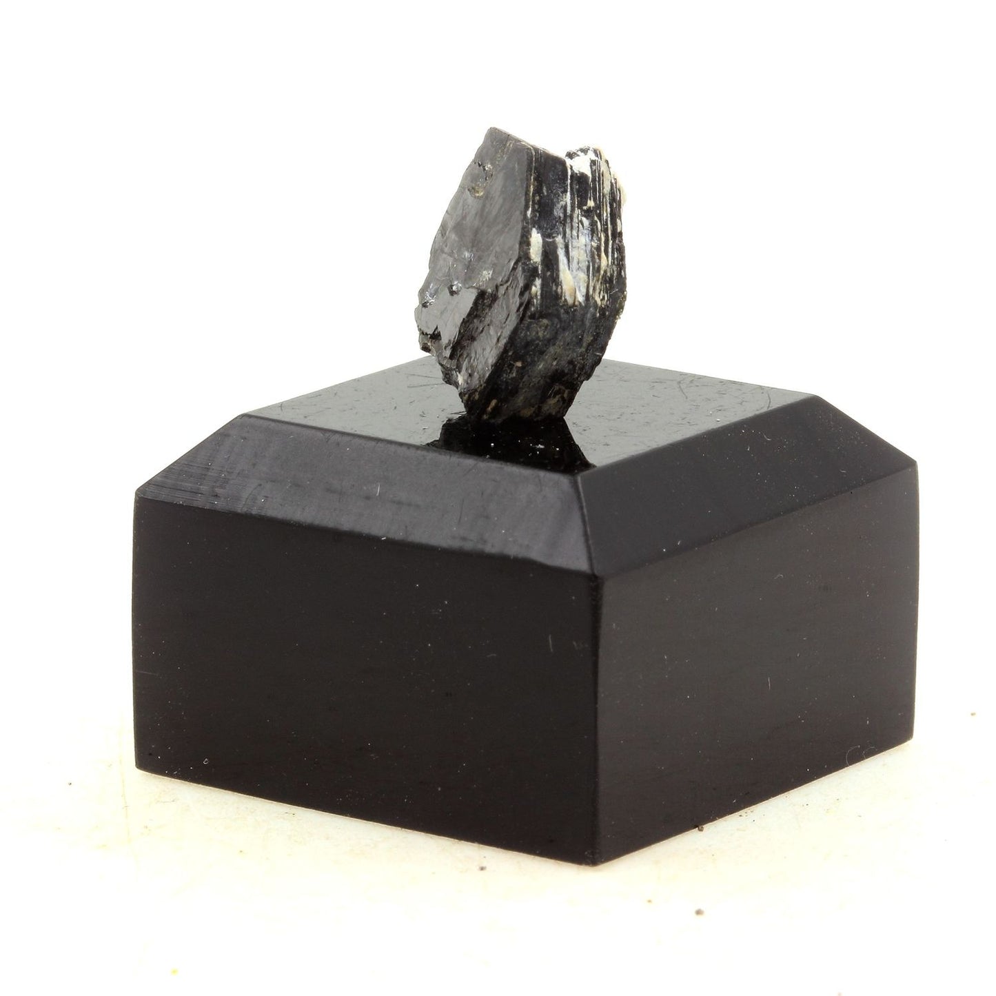 Hibonite. 18.0 carats. Esiva, Maromby, Amboasary Sud, Madagascar