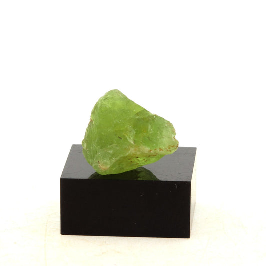 Péridot. 13.82 carats. Skardu District, Baltistan, Pakistan