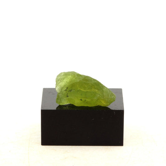 Péridot. 6.73 carats. Skardu District, Baltistan, Pakistan