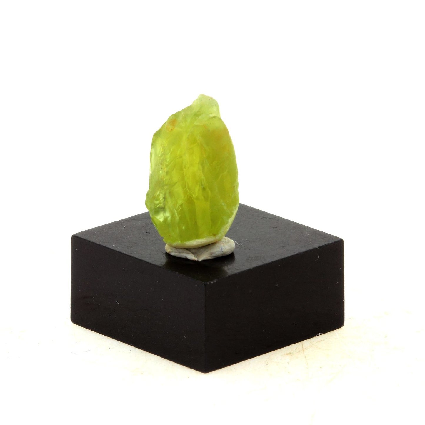 Péridot. 7.0 carats. Skardu District, Baltistan, Pakistan