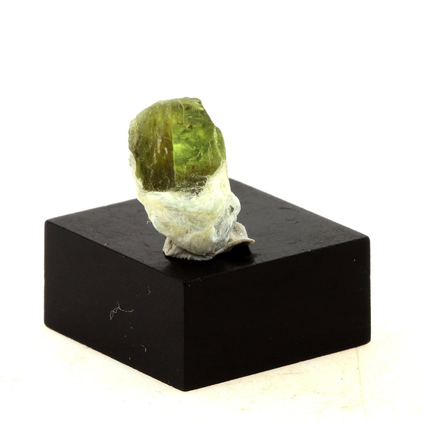 Péridot. 5.37 carats. Skardu District, Baltistan, Pakistan