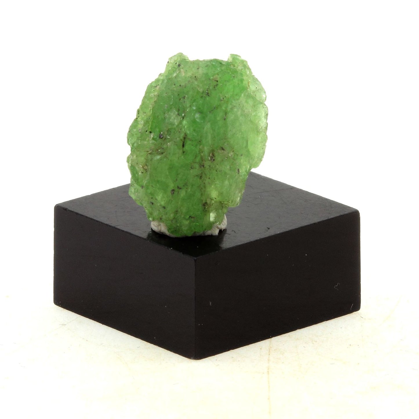 Grenat Tsavorite. 11.5 carats. Manyara Region, Tanzanie